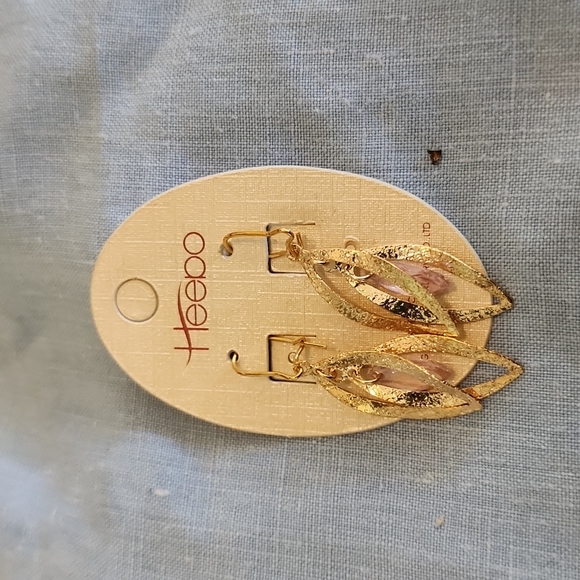 Hebbo earrings - Picture 1 of 3